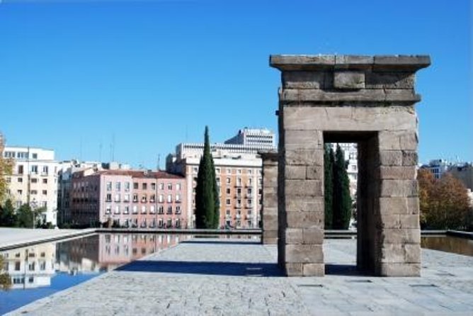 Historic Madrid: Exclusive Private Tour With a Local Expert - Key Points