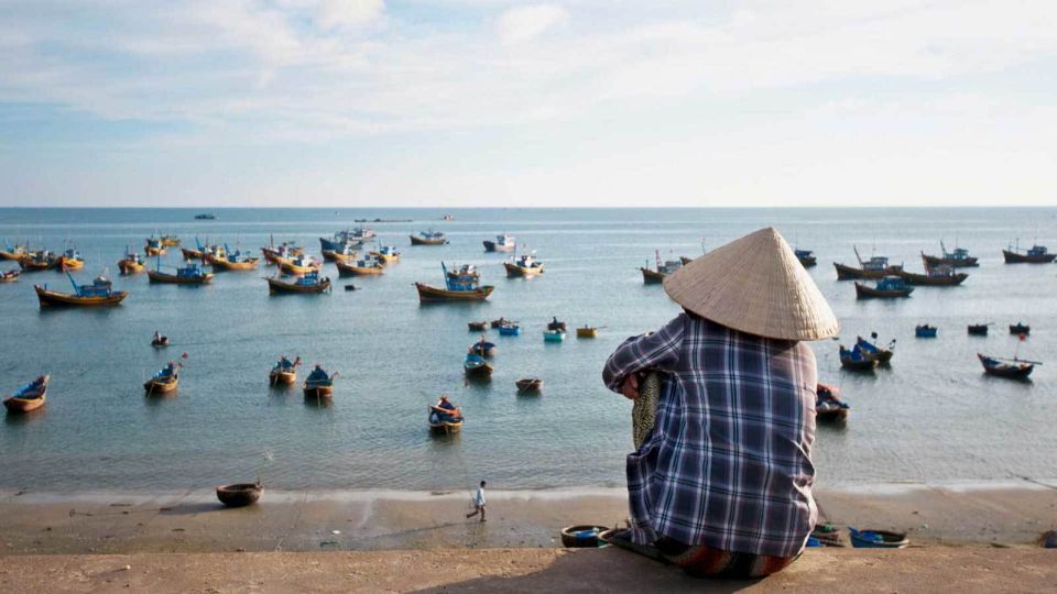 Ho Chi Minh: 2-Day Mui Ne Beach Tour With Sand Dune Sunrise - Key Points