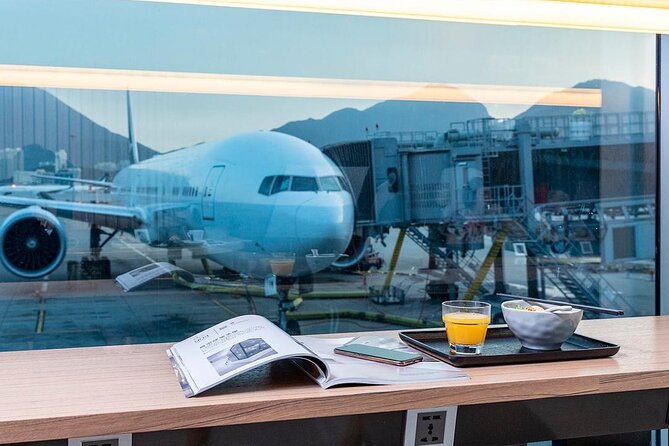 Hong Kong International Airport (HKG) Luxury Lounge Access - Key Points