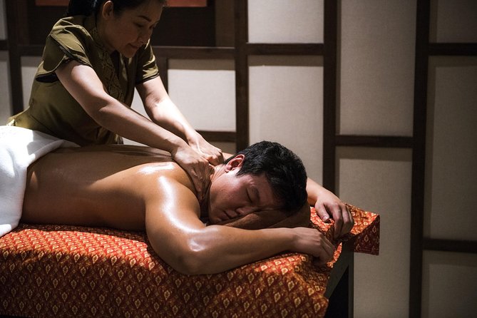 hot oil massage 2hours Hot Oil Massage (2hours)