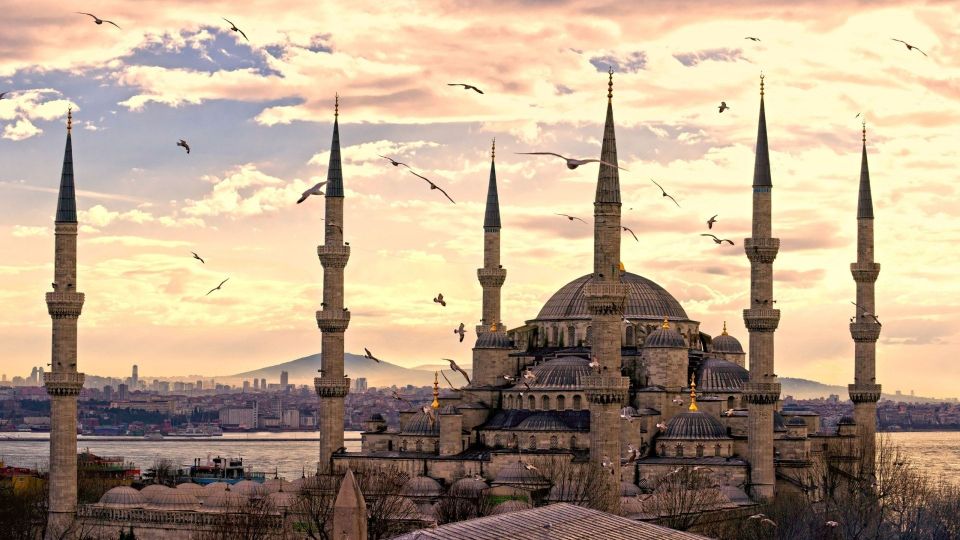 Istanbul-St Sophia,Blue Mosque,Hippodrome Guided Tour - Key Points