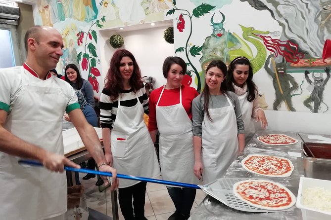 Italian Pizza Cooking Class With Chef Francesco in Padova - Key Points