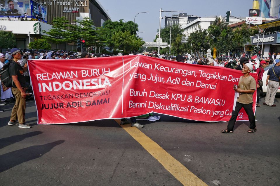 Jakarta Social and Political Walk - Key Points