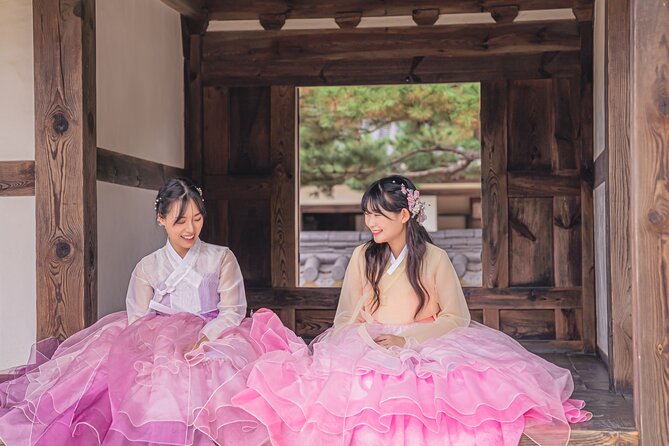 Jeonju Hanok Village Hanbok Rental Experience Hanboknam - Key Points