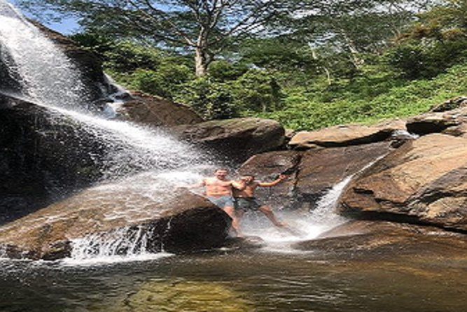 Kandy Waterfalls Hunters - Key Points