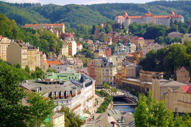 Karlovy Vary - the Town of Spas, Mineral Springs and Relaxation - Key Points