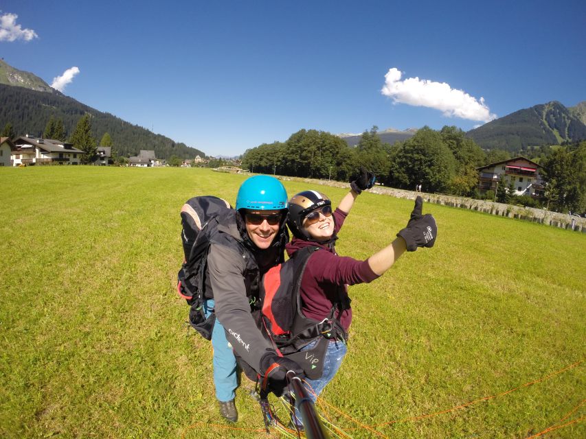 Klosters: Tandem Paragliding Experience Summer and Winter - Key Points