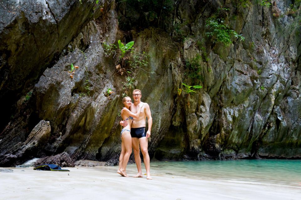 Koh Lanta: Snorkel Tour by Speedboat 4 Islands & Koh Kradan - Key Points