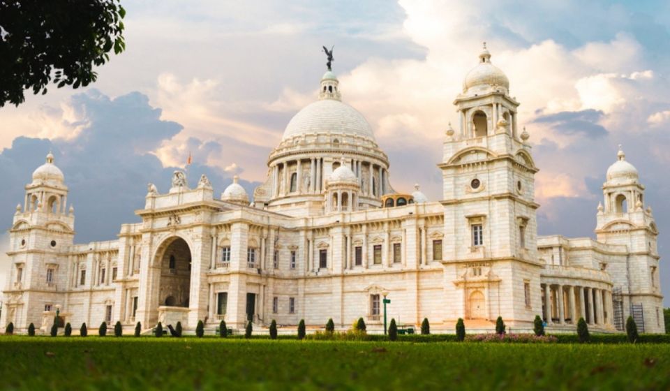 Kolkata Car Rental - Key Points