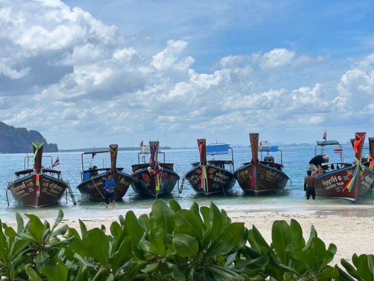 Krabi Hong Island Day Trip by Speed Boat or Longtail Boat
