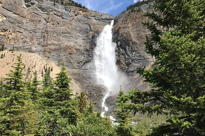 Lake Louise, Moraine Lake & Yoho Waterfalls From Golden BC Tour - Key Points