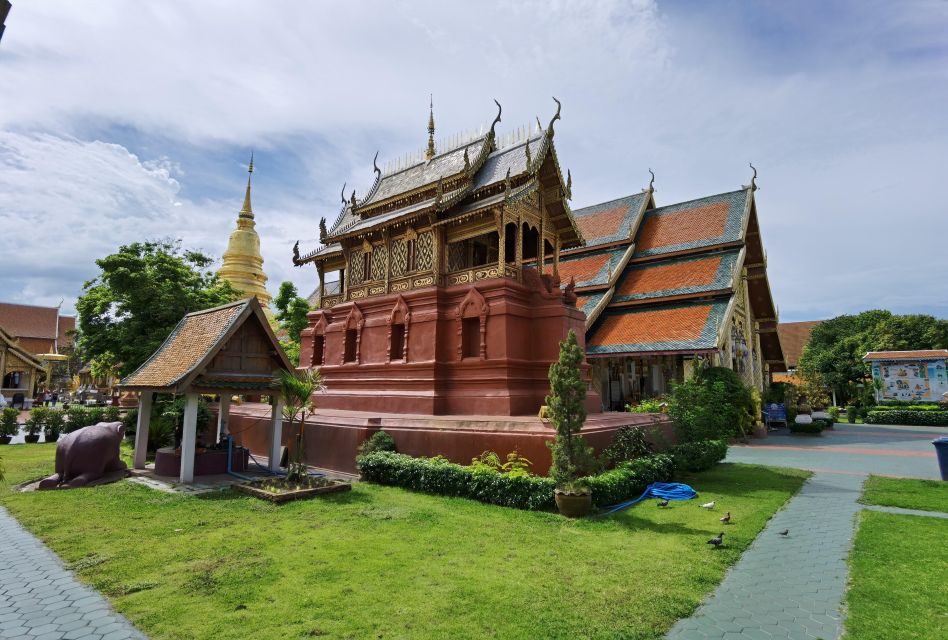 Lamphun : the Begining of Civilization in North of Thailand. - Key Points