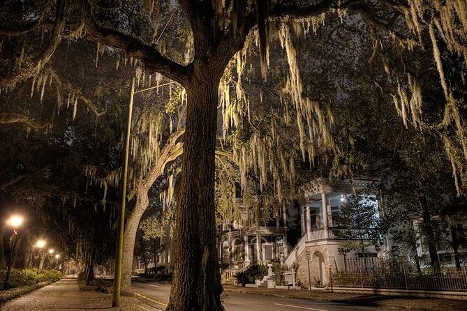 Late Night Savannah Haunted Pub Crawl - Key Points