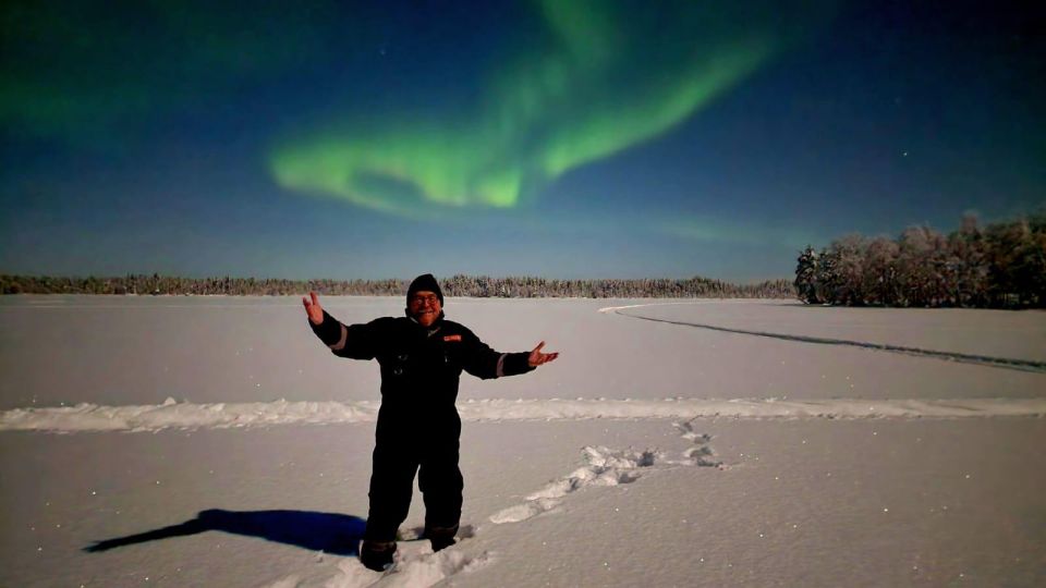 Levi: Aurora Borealis Bus & Snowshoe Tour With Hot Drink - Key Points