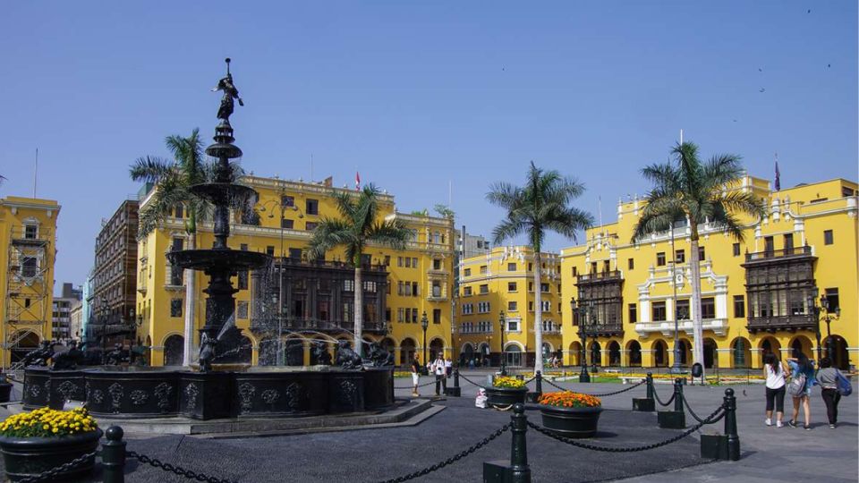 Lima: Classic City Tour With Catacombs Museum - Key Points