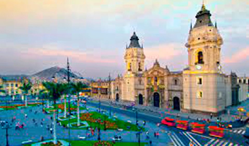 Lima: Tour Cusco-Puno-Arequipa 15d/14n Private Luxury - Key Points