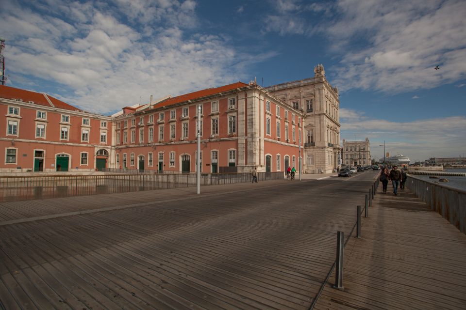 Lisbon: 2-Hour Belém and the Golden Era Tour by Eco-Tuk - Key Points