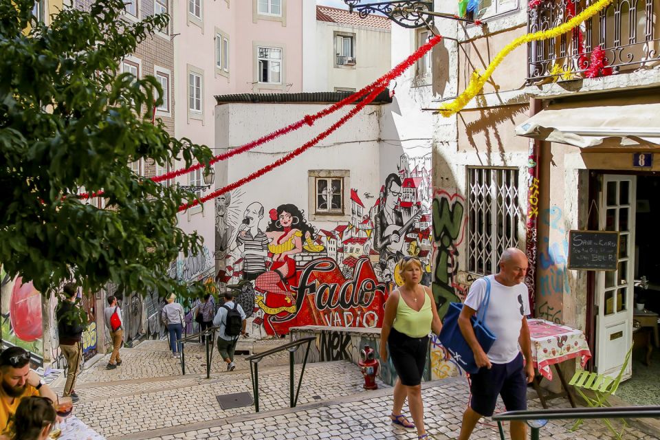 Lisbon: City Highlights Minivan Tour - Key Points