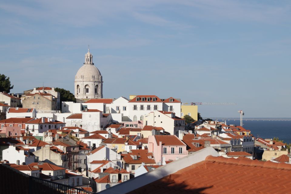 Lisbon: Gastronomic Experience With Food Tasting - Key Points