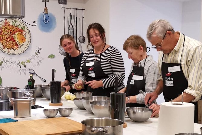 Lisbon Portuguese Cooking Class With 3-Course Dinner - Key Points