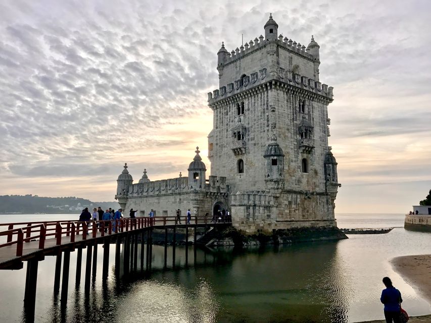 Lisbon: Private Guided Day Tour Including Belém and Cascais - Key Points