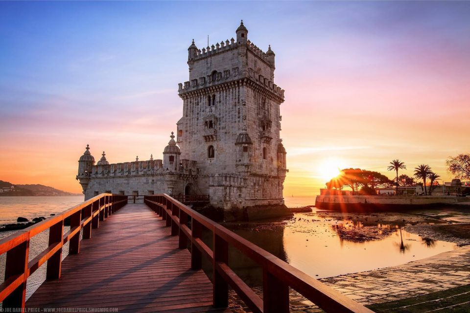 Lisbon: Sintra Palaces, Cascais Bay, and Estoril Tour - Key Points