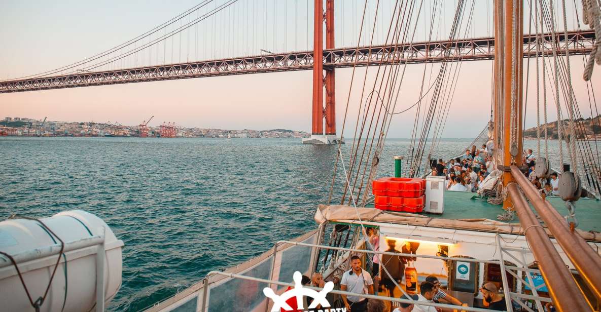 Lisbon: Sunset Boat Party With 2 Drinks and Free Club Entry - Key Points