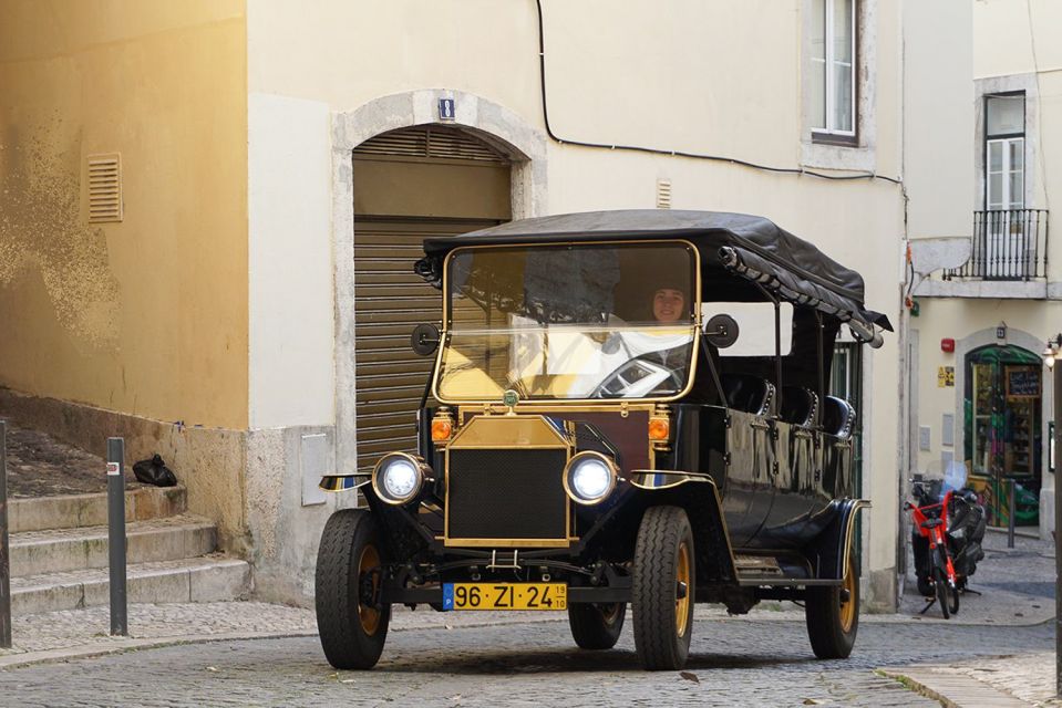 Lisbon: Vintage Vehicle Replica Romantic Private Tour - Key Points