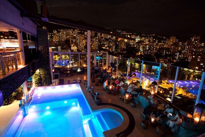 Live the Nightlife Rooftop Pub Crawl