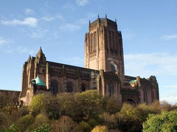 Liverpool Cathedrals & Baltic - 2hr Walking Tour 1-15 People - Key Points