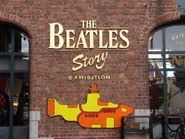Liverpool Day Tour From London by Train Including Beatles Story - Key Points