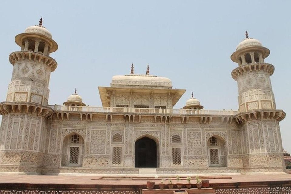 Local Agra Same Day Tour With Guide - Key Points