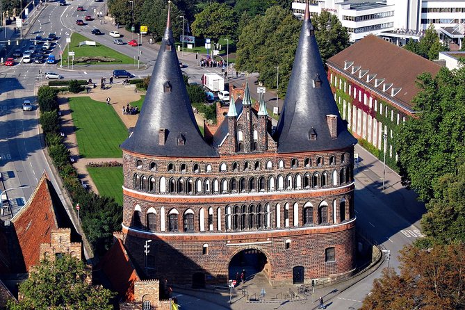 Lubeck Private Walking Tour With A Professional Guide - Key Points