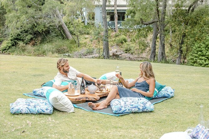 Luxury Estate Private Picnic at Brookland Valley - Key Points