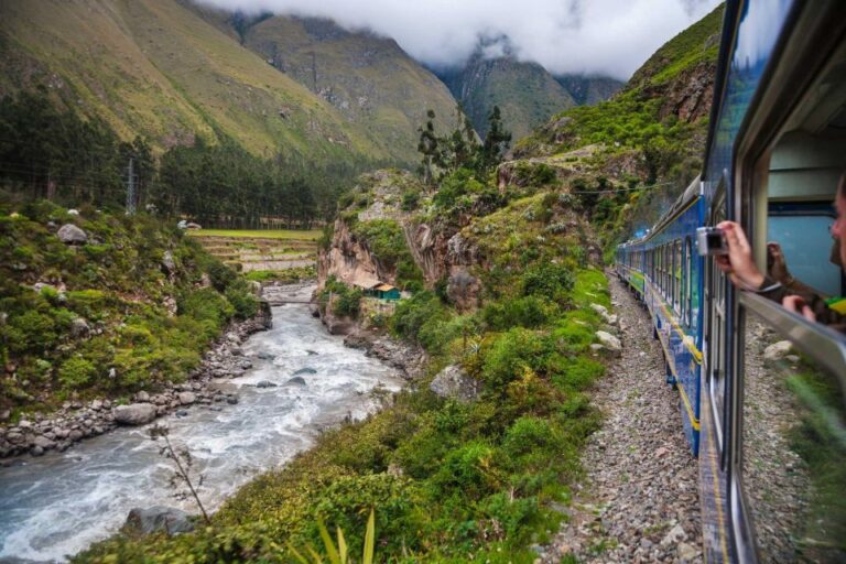 Machu Picchu Wonderful by Train and Rainbow Mountain 2D-1N