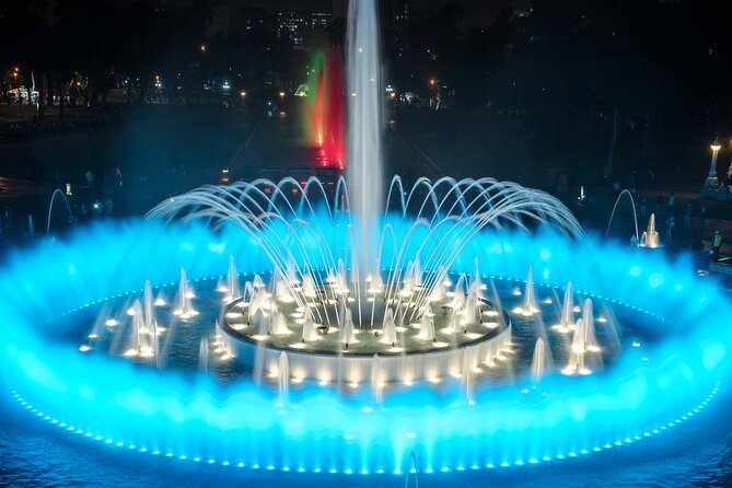 Magic Fountains Park & Bohemian Barranco at Night (Small Group)