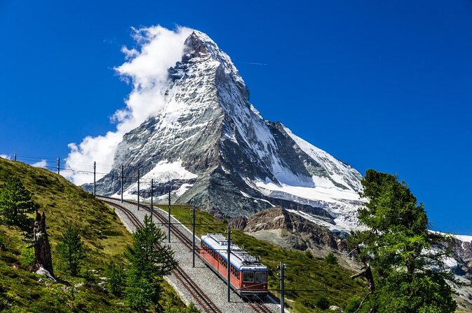 Majestic Hiking Private Tour in Zermatt With Pick up - Key Points