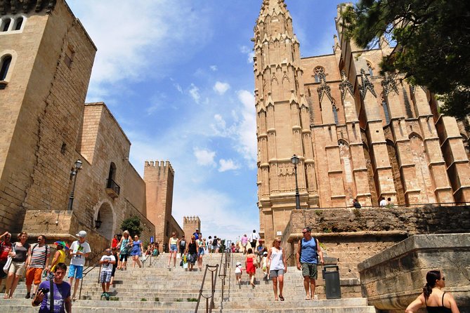 Mallorca Old Town Walking Tour With Cathedral Skip the Line Tour - Tour Overview