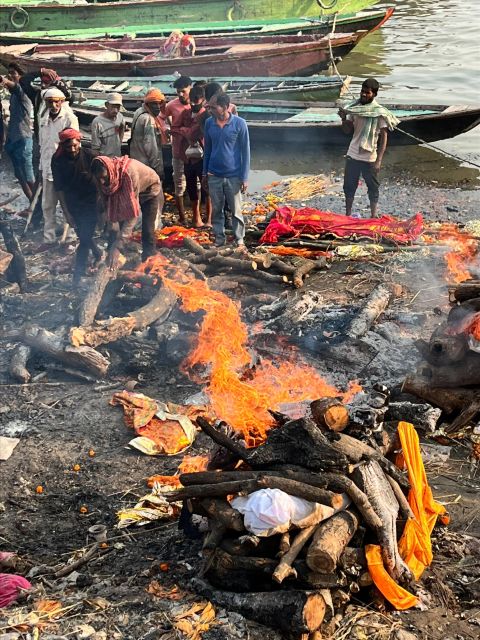 Manikarnika Ghat Tour (Oldest Cremation on the Planet ) - Key Points