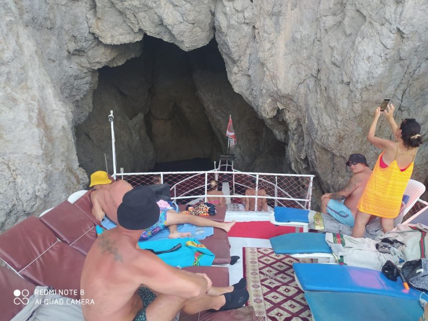Marmaris Boat Trip Lunch & Unlimited Soft & Alcoholic Drinks - Key Points