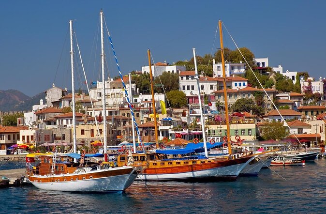 Marmaris Pirate Boat Trip With Lunch and Drinks - Key Points