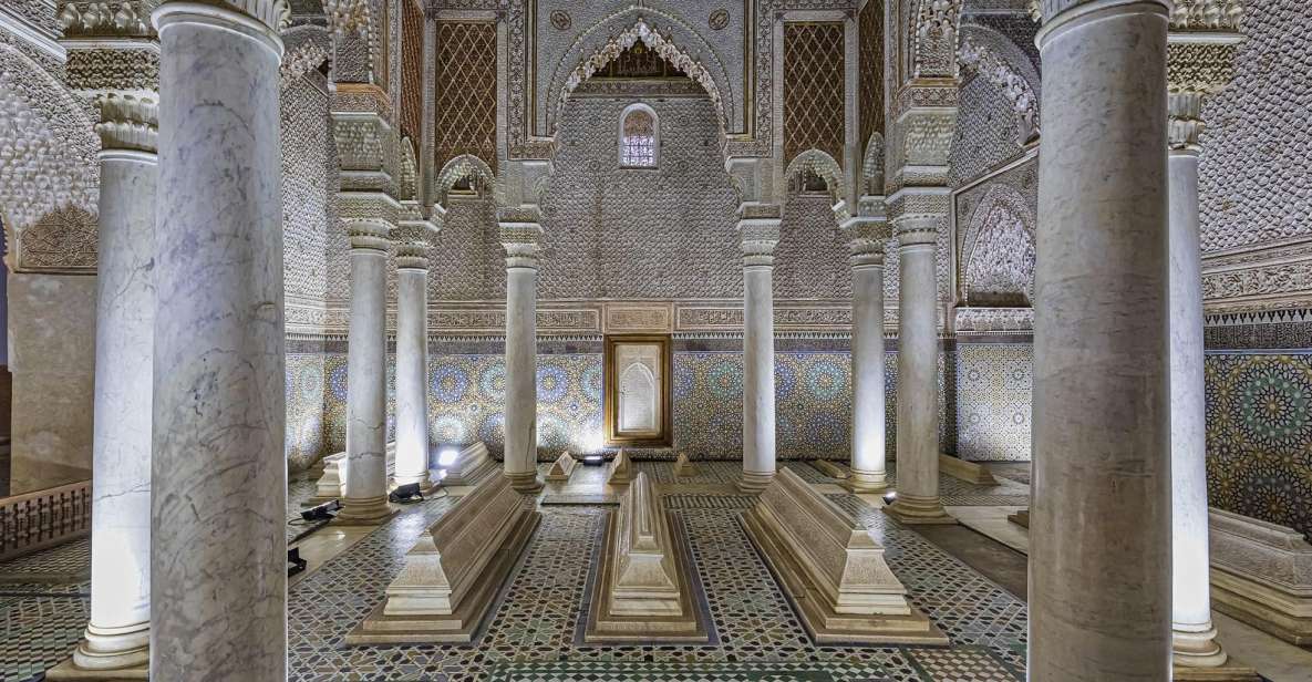 Marrakech: Bahia & Badi Palaces & Saadian Tombs Guided Tour - Key Points