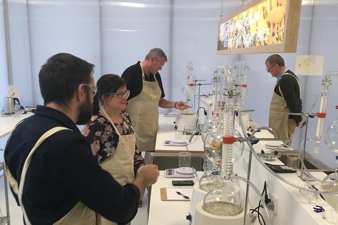 Master Gin Making Classes - Key Points