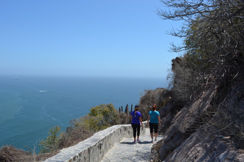 Mazatlan: El Faro Lighthouse Tour With Free Digital Photos - Key Points