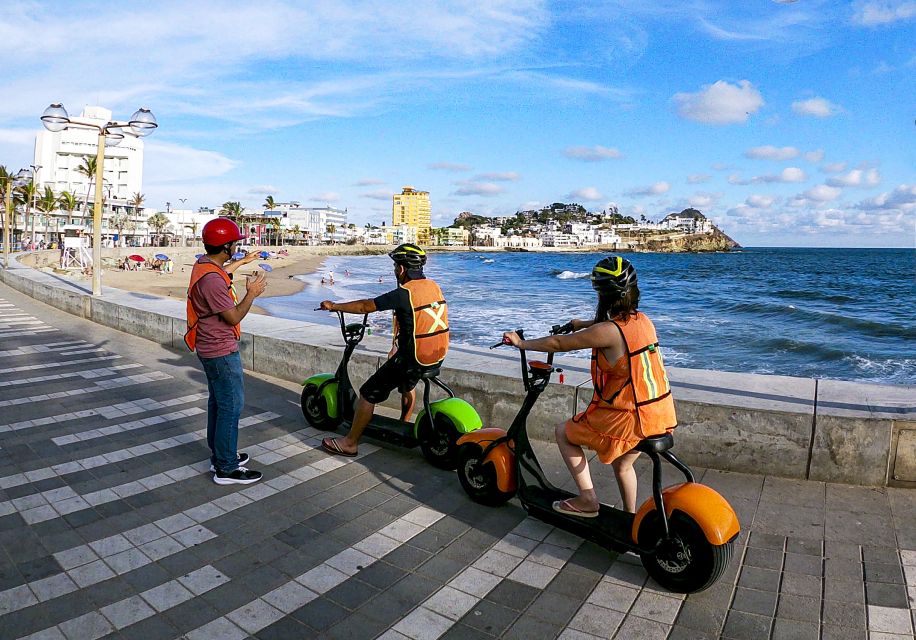 Mazatlán: Historic District by Electric Shopper Scooter - Key Points