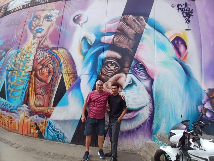 Medellin: Comuna 13 Street Art and Food - Key Points