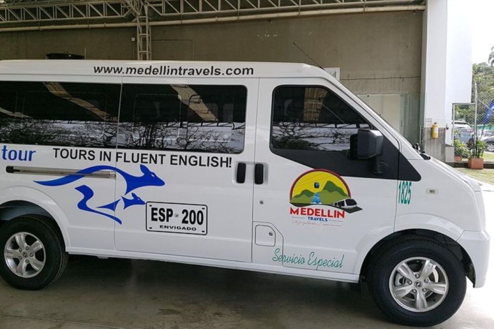 Medellin: Hotel Transfer to the JMC Airport - Booking Details