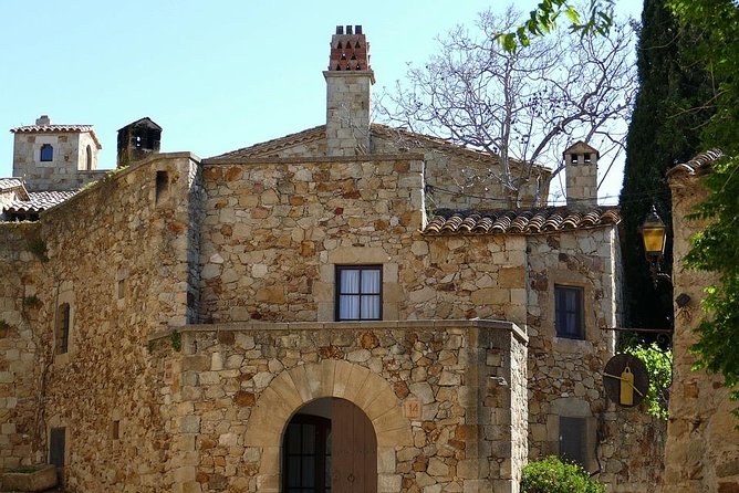 Medieval Towns, Girona, Wines and the Costa Brava in Private - Key Points