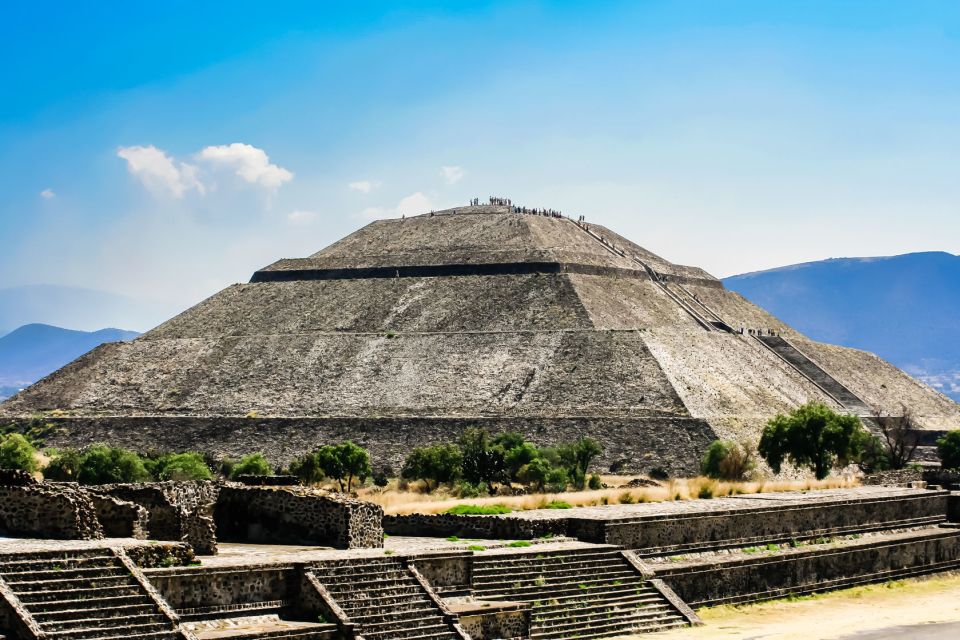 Mexico City: Private Full-Day Teotihuacan Archeological Tour - Key Points
