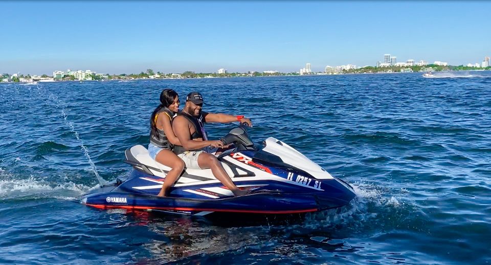 Miami: Jet Skis Adventure Complementary Boat Ride - Key Points